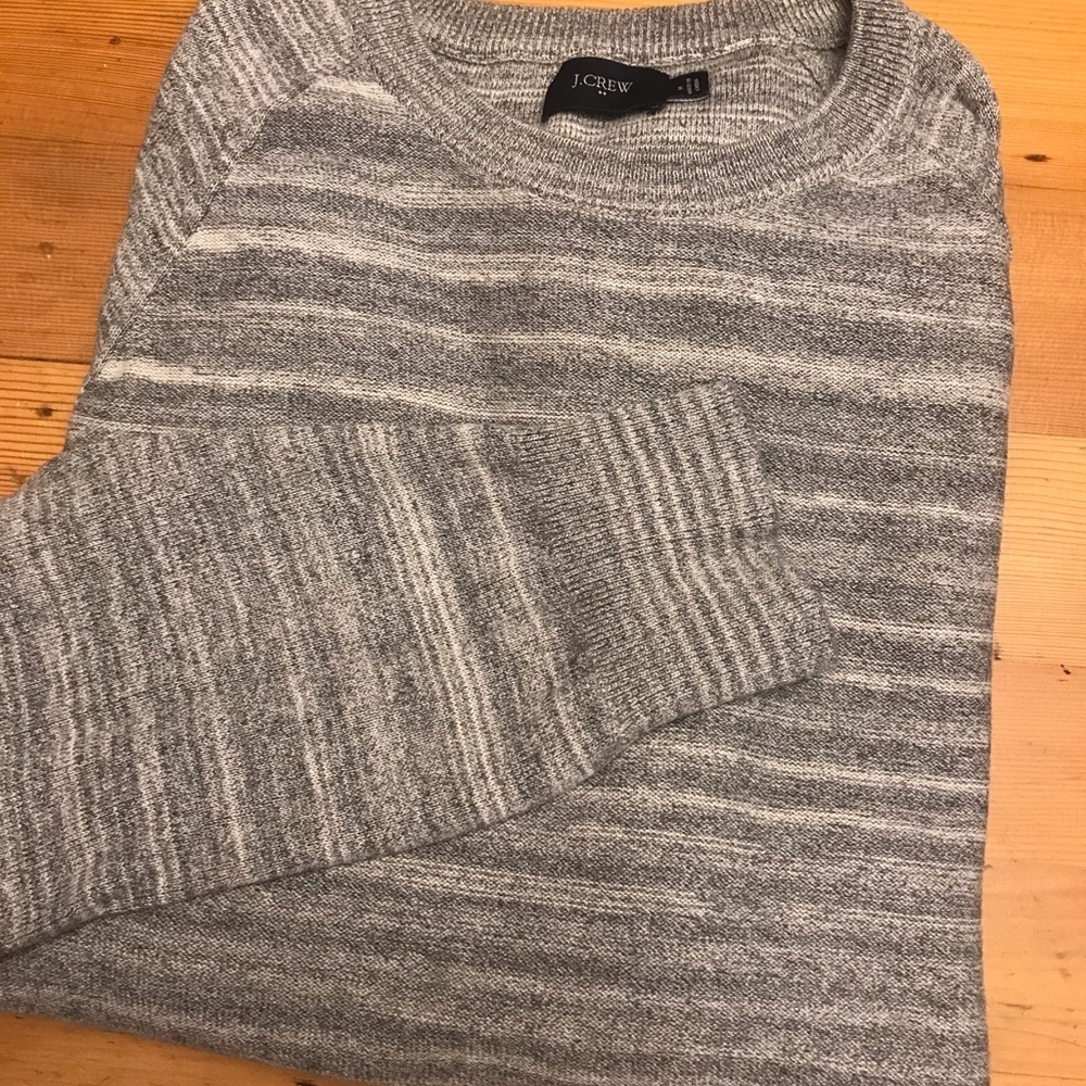 🚣‍♀️ J CREW Basic Cotton Sweater